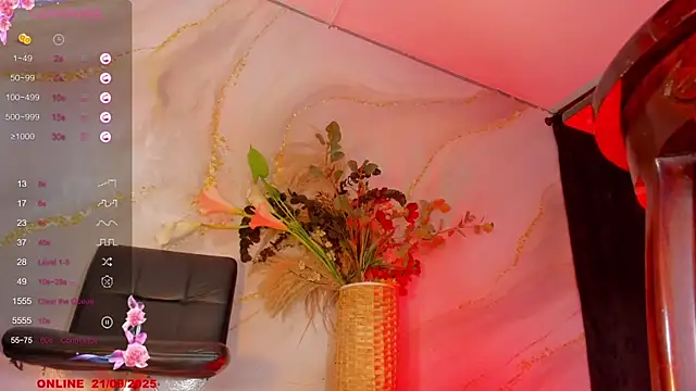 Snapshot of Karla-Ebony chatting on September 21, 3:50 pm Karla-Ebony online show from September 21, 3:50 pm