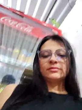 Linda Lars online show from March 29, 2:24 am