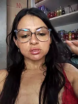 Linda Lars online show from November 5, 3:04 pm