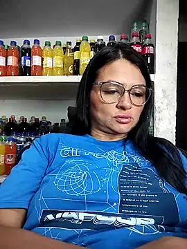 Linda Lars online show from November 13, 3:32 am