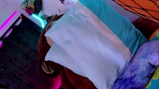 daniela bigcock22 online show from February 5, 10:22 am