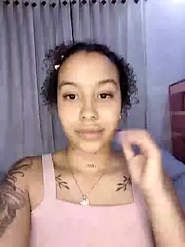 Snapshot of MarieLeon chatting on March 6, 4:52 am MarieLeon online show from March 6, 4:52 am