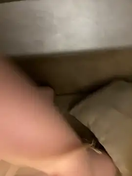 RachaCharmouta online show from November 11, 8:14 pm