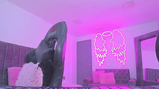 silvana  miller online show from February 13, 12:16 pm