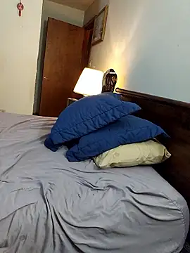 coolbrease10 online show from January 11, 8:21 am