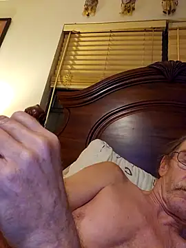 Snapshot of coolbrease10 chatting on October 22, 3:39 am coolbrease10 online show from October 22, 3:39 am