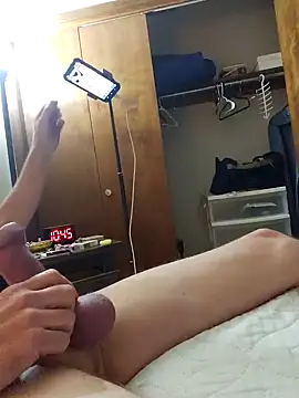 Snapshot of coolbrease10 chatting on November 30, 4:46 am coolbrease10 online show from November 30, 4:46 am