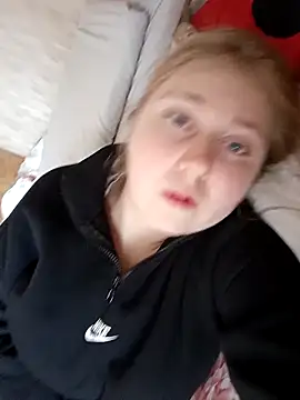 AnastasiaSky19 online show from November 13, 8:18 am