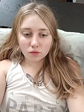 AnastasiaSky19 online show from November 2, 6:40 am