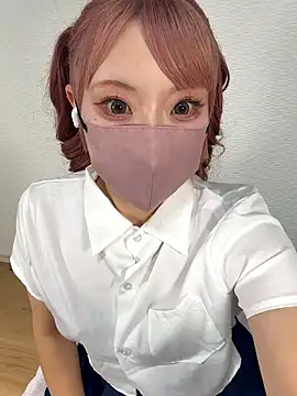 Snapshot of alice__1111 chatting on November 17, 1:26 pm alice 1111 online show from November 17, 1:26 pm