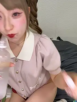 Snapshot of alice__1111 chatting on June 22, 1:08 pm alice 1111 online show from June 22, 1:08 pm