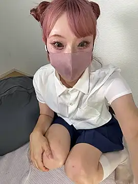 Snapshot of alice__1111 chatting on November 20, 11:44 am alice 1111 online show from November 20, 11:44 am