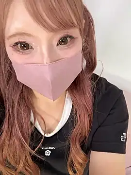 Snapshot of alice__1111 chatting on October 18, 12:51 pm alice 1111 online show from October 18, 12:51 pm