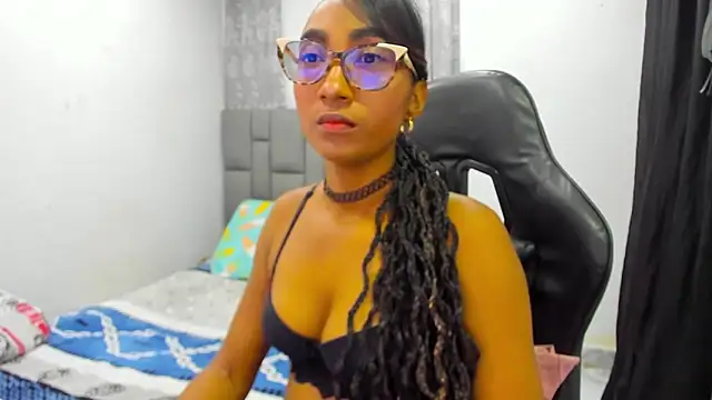 MurphyAngelina online show from May 29, 2:28 am