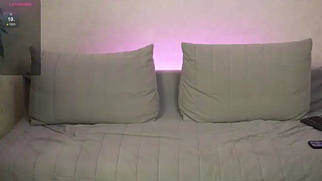 Snapshot of Nik_Sharp chatting on February 27, 3:15 pm Nik Sharp online show from February 27, 3:15 pm