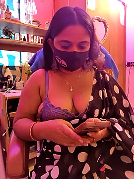 Snapshot of nisha_baby2 chatting on October 11, 7:20 am nisha baby2 online show from October 11, 7:20 am
