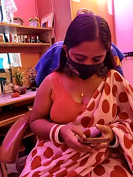 Snapshot of nisha_baby2 chatting on October 10, 6:36 am nisha baby2 online show from October 10, 6:36 am