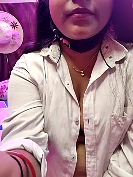 Snapshot of nisha_baby2 chatting on April 26, 10:12 am nisha baby2 online show from April 26, 10:12 am
