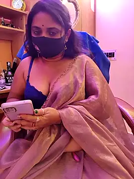 Snapshot of nisha_baby2 chatting on September 12, 6:07 pm nisha baby2 online show from September 12, 6:07 pm
