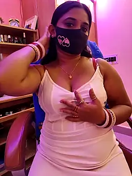 Snapshot of nisha_baby2 chatting on October 8, 7:32 am nisha baby2 online show from October 8, 7:32 am