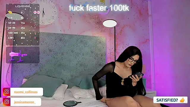 Snapshot of JESSI_NAOMI chatting on September 27, 1:23 am JESSI NAOMI online show from September 27, 1:23 am
