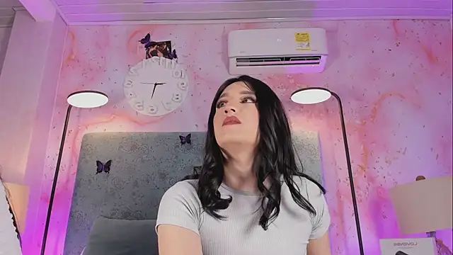 JESSI NAOMI online show from April 11, 4:09 am