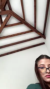 Arilw online show from April 5, 3:08 pm