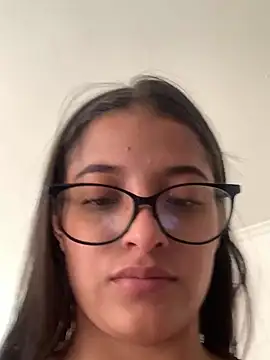 Snapshot of Arilw chatting on February 26, 3:32 pm Arilw online show from February 26, 3:32 pm