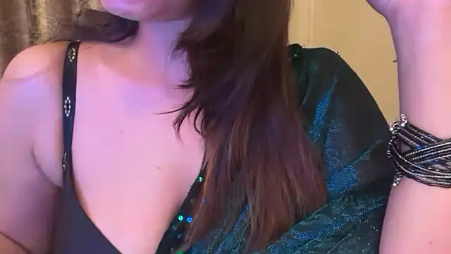 Cupid of Hearts online show from April 12, 4:43 pm