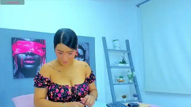 Snapshot of Gema-lexy chatting on October 9, 12:17 pm Gema-lexy online show from October 9, 12:17 pm