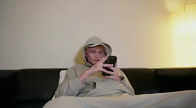 ccamilo-andress online show from December 31, 5:18 pm