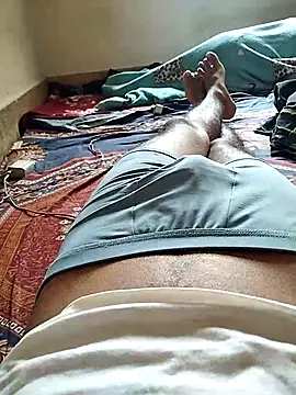 Snapshot of shuvo1410 chatting on November 26, 5:07 am shuvo1410 online show from November 26, 5:07 am