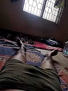 Snapshot of shuvo1410 chatting on November 7, 3:11 am shuvo1410 online show from November 7, 3:11 am