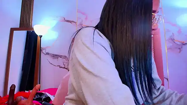 La indiia online show from February 12, 12:27 pm