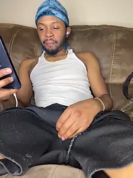 Snapshot of MobyDxck chatting on March 8, 9:40 pm MobyDxck online show from March 8, 9:40 pm