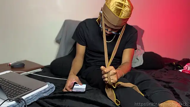 MobyDxck online show from February 22, 6:38 am