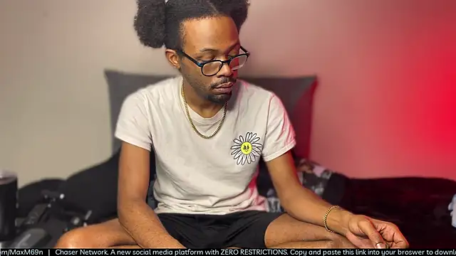 MobyDxck online show from April 4, 3:13 am