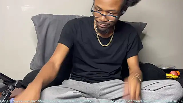 MobyDxck online show from March 14, 6:41 am