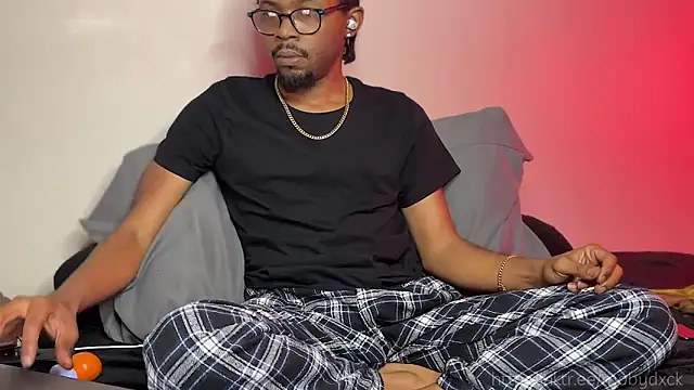 MobyDxck online show from February 23, 9:10 am