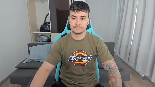 MatMalonne online show from December 21, 7:32 am