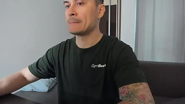 MatMalonne online show from April 8, 7:32 am