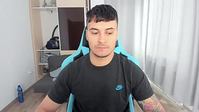 MatMalonne online show from November 26, 6:46 am