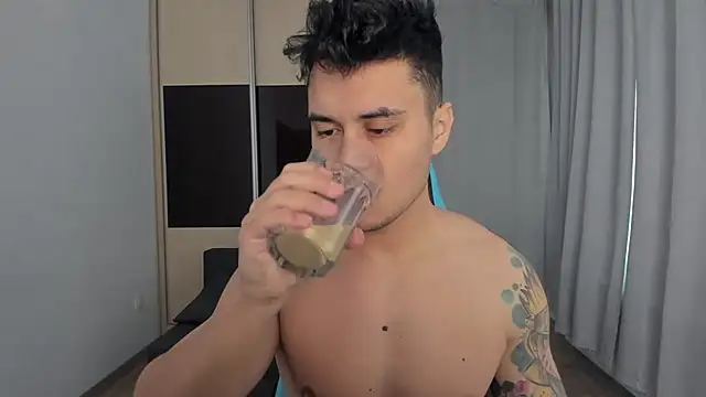 MatMalonne online show from December 17, 7:02 am