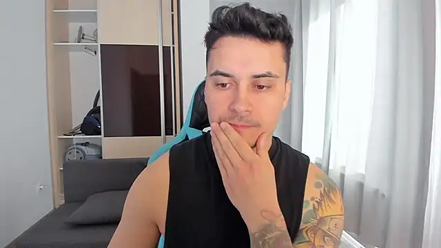 MatMalonne online show from March 8, 7:22 am