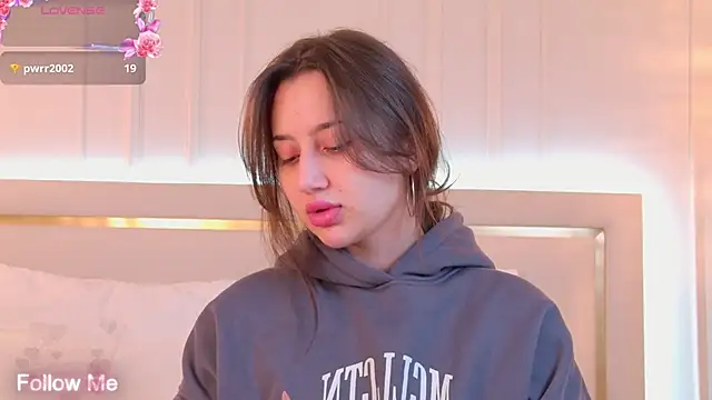 MaryReel online show from September 27, 3:23 am