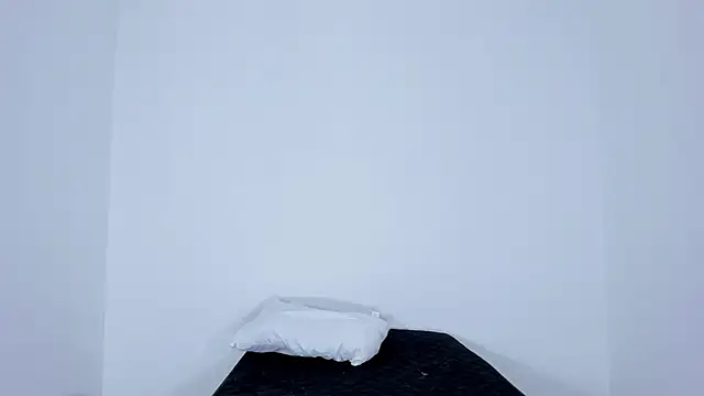 serafelle online show from April 19, 6:10 pm