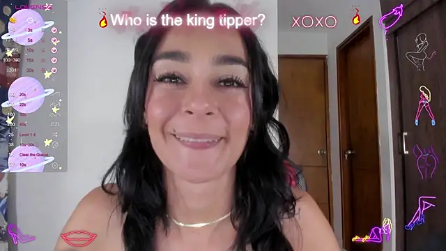 Snapshot of serafelle chatting on January 18, 11:44 pm serafelle online show from January 18, 11:44 pm