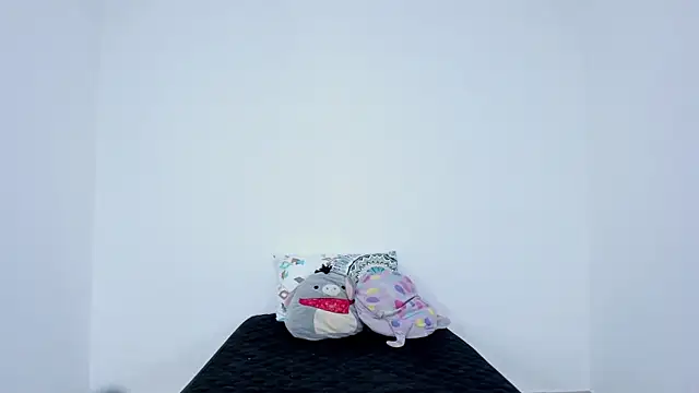 serafelle online show from March 28, 6:20 pm