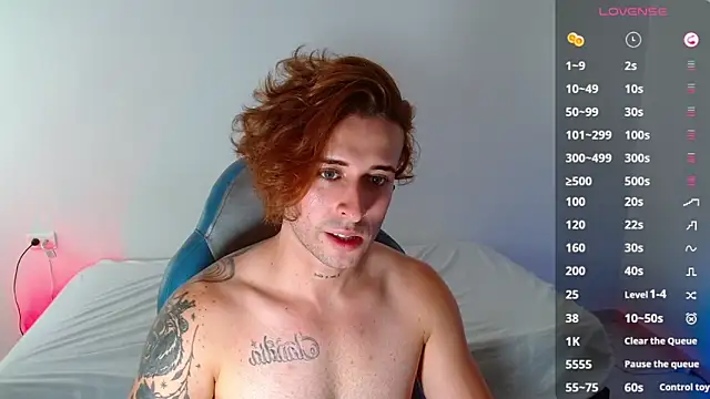 Snapshot of Ares_blue chatting on March 20, 2:21 pm Ares blue online show from March 20, 2:21 pm