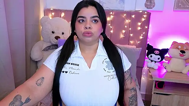 MiahJoness online show from January 15, 2:59 am